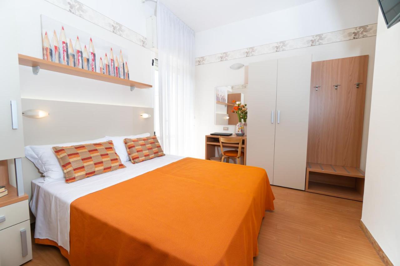 Hotel Sampaoli Bellaria-Igea Marina Bagian luar foto