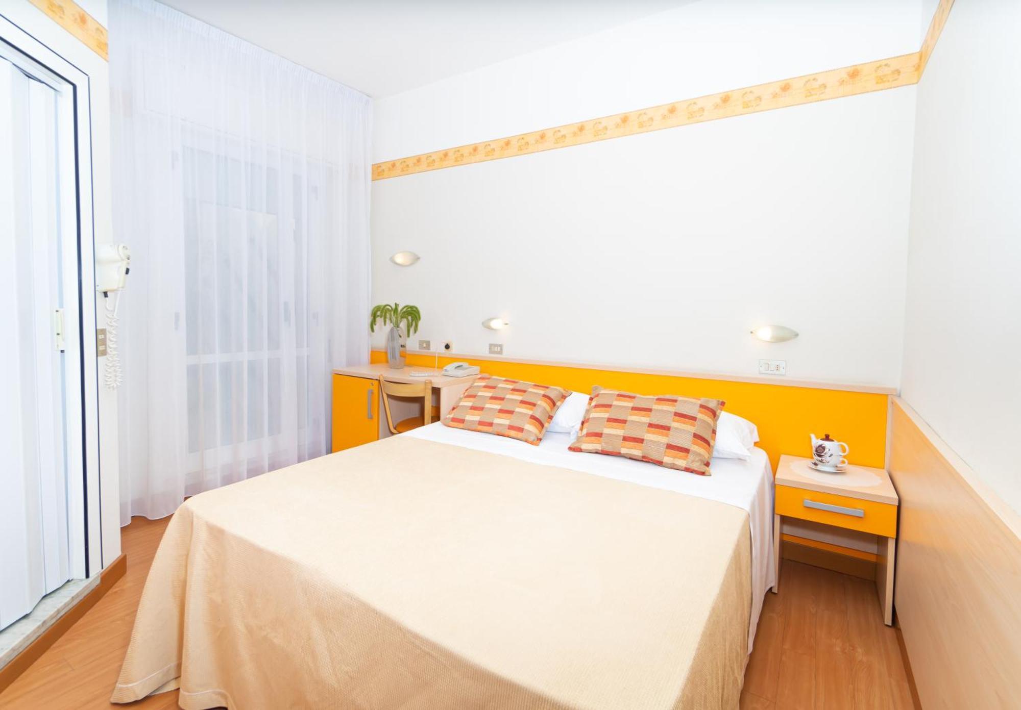Hotel Sampaoli Bellaria-Igea Marina Bagian luar foto